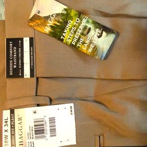 Haggar Dress slack, pleat front 38/34